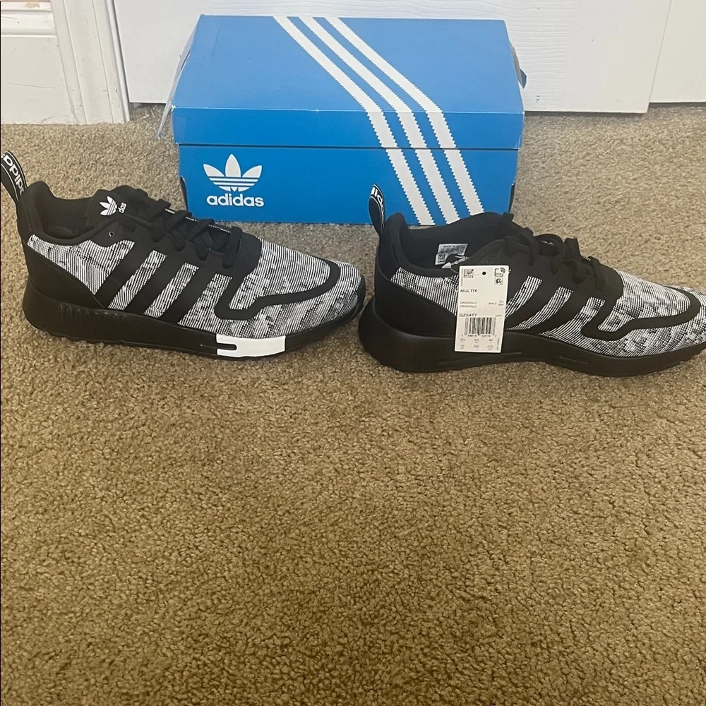 Adidas Multix Sneakers - Picture 4 of 6